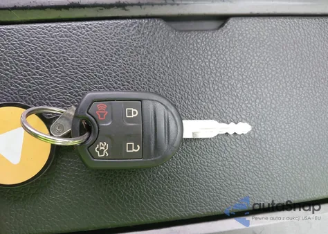 2012 Ford Mustang V6 Premium from USA, damaged, VIN 1ZVBP8AM4C5200713